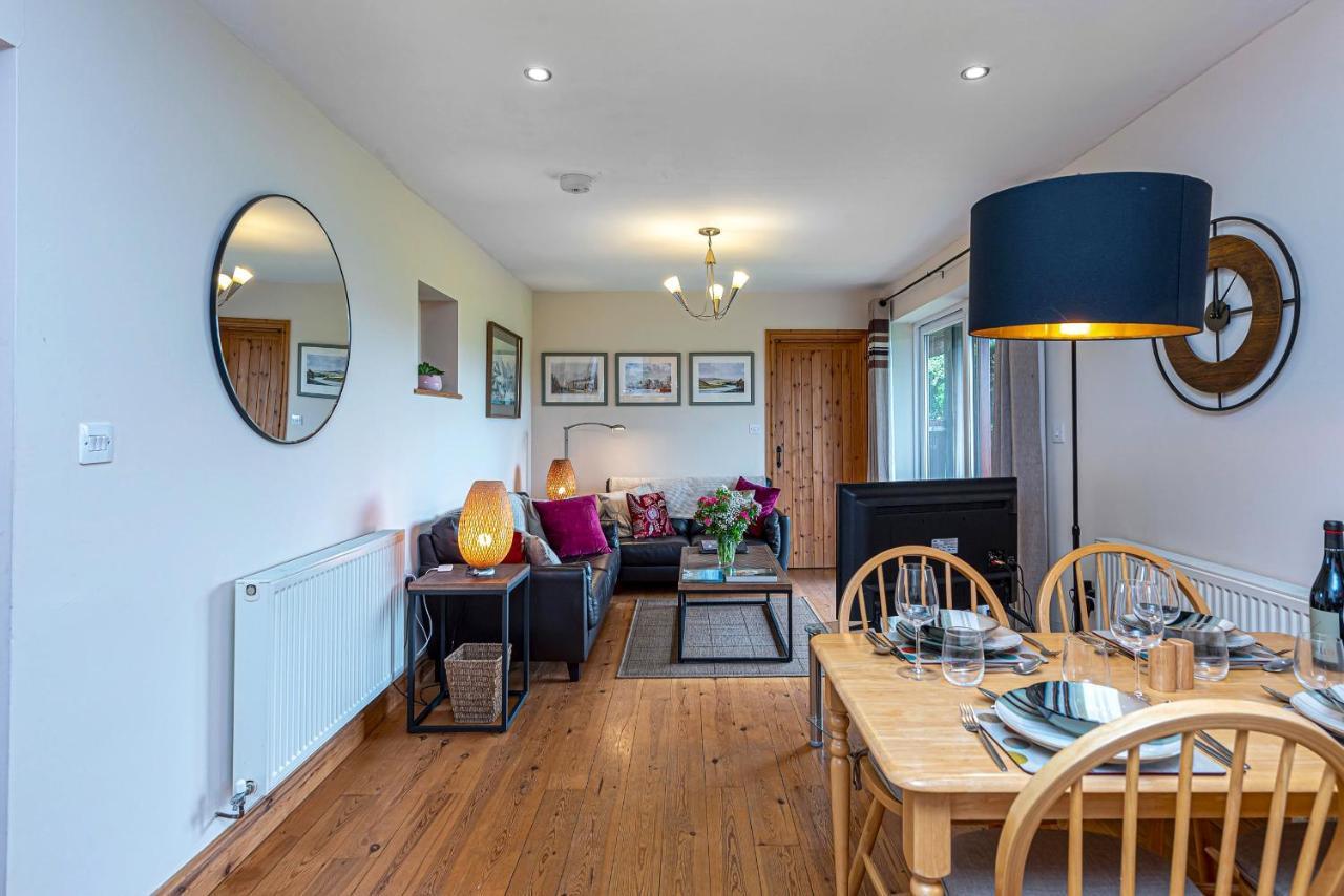 Laurel - Pet-Friendly Cottage With Indoor Pool, Hot Tub & Panoramic Snowdonia Views Colwyn Bay Kültér fotó